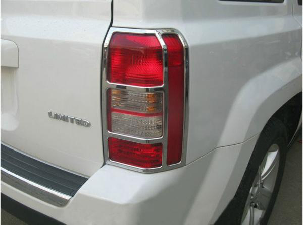 !JEEP パトリオット MK系 クロームメッキテールライトリング
